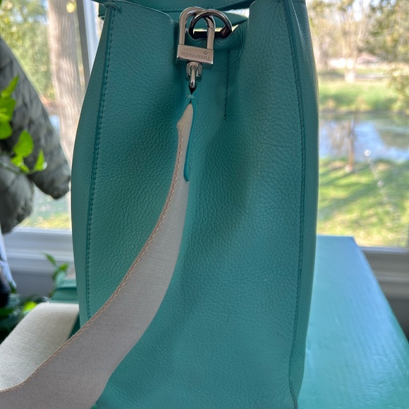 SOLD🎉Tiffany & Co Tote Handbag - Picture 8 of 9